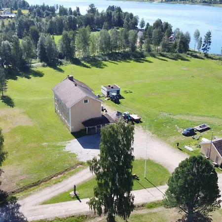 Napapiirin Eraekartano Apartamento *