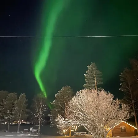 Napapiirin Eraekartano * פלו