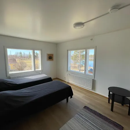 Napapiirin Eraekartano Apartamento Pello