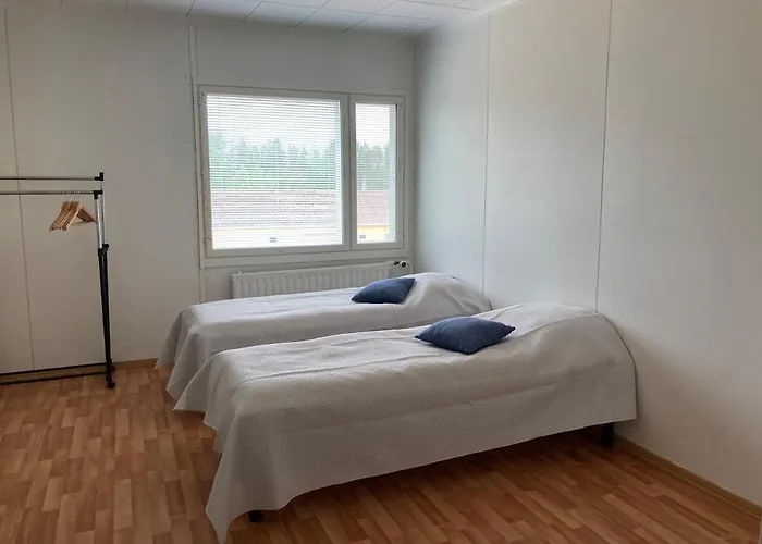 Napapiirin Eraekartano * פלו