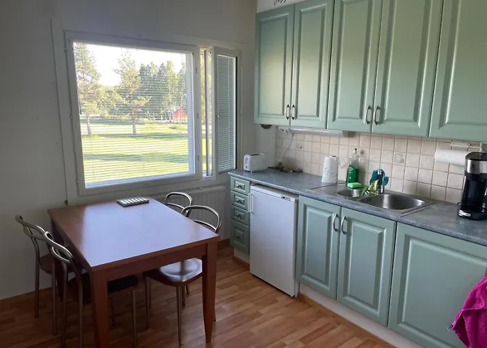 Napapiirin Eraekartano * פלו